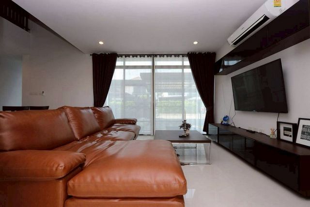 ให้เช่า 28,000 บาท/เดือน ขาย 4.3 ล้าน 75 ตรว. #บ้านพราว by ขวัญเวียง #สันผักหวาน #หางดง บ้านหลังใหญ่ เนื้อที่กว้าง อยู่สบาย ไม่แออัด