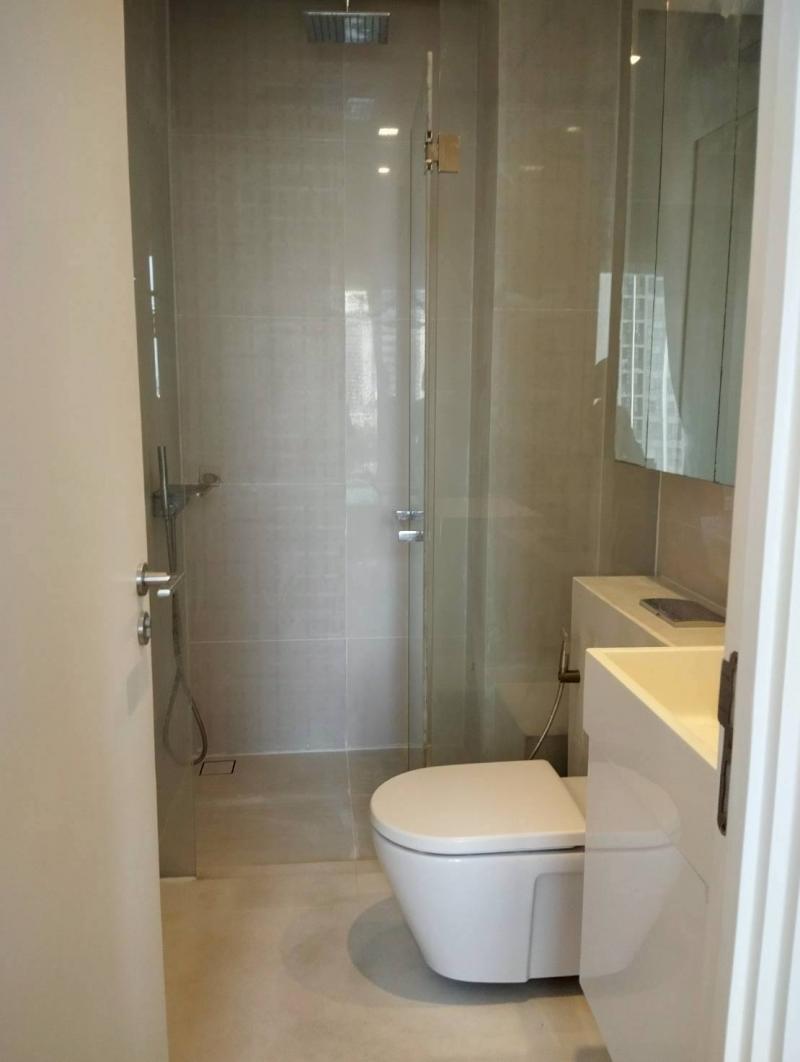 ให้เช่า The saint residences กลางห้าแยกลาดพร้าว ราคา13900 B