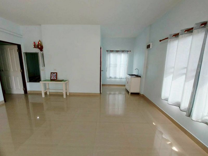 ขายบ้านสวยใกล้โลตัสตลาดบ้านนา ต.บ้านนา อ.บ้านนา จ.นครนายก อยู่ในแหล่งชุมชน ใกล้โรงเรียน โรงพยาบาล