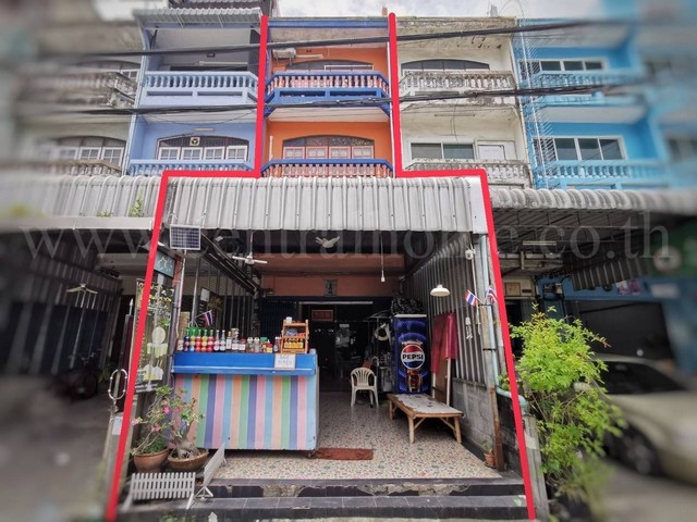 อาคารพาณิชย์ 3.5 ชั้น ซอยจอมทอง 12 ใกล้ BTS วุฒากาศ