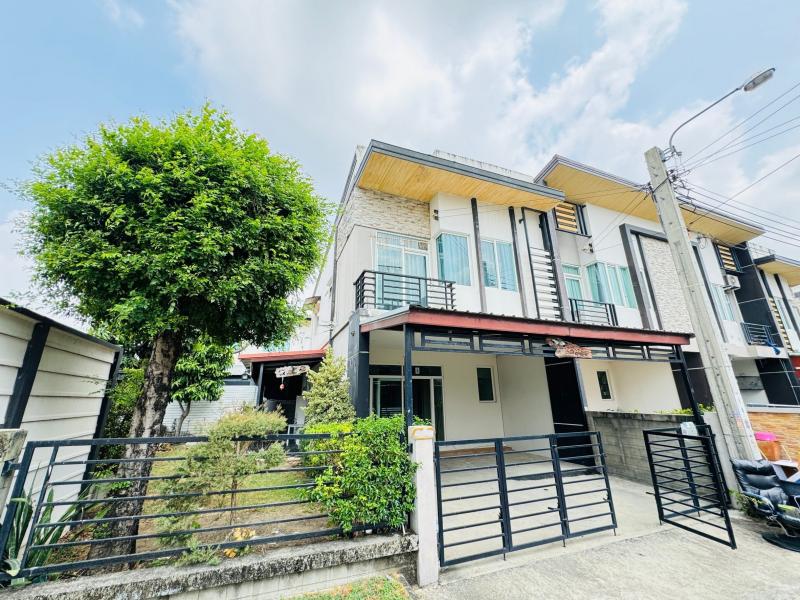 ขายทาวน์เฮ้าส์มือสองสะพานสูง กรุงเทพมหานคร โครงการ กัสโต้ รามคำแหง