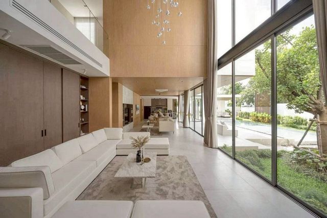 พูลวิลล่าสุดหรู #วิวทะเลสาบ ราคาพิเศษเพียง 35.9 ล้าน  หางดง บ้านสไตล์โมเดิร์น 2 ชั้น บรรยกาศดี ร่มรื่น ทำเลทอง เดินทางสะดวก