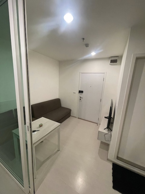 Aspire Erawan safe convenient peaceful 26th floor Erawan BTS