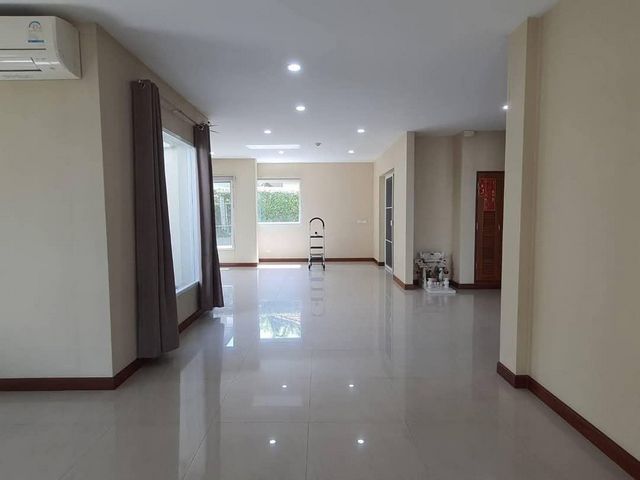 ขายบ้านโครงการหรู #QHouse 8.99 ล้าน 89.7 ตรว. #ลัดดารมย์อิลิแกนท์ #ท่าศาลา #อ.เมือง บ้านเดี่ยว 2 ชั้น สงบ ร่มรื่น เป็นส่วนตัว