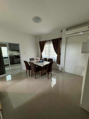 ให้เช่า 20,000 บาท/เดือน ลดราคาขาย 4.8 ล้าน #ดีญ่าวาเล่ย์ #สันทราย บ้านเดี่ยว 2 ชั้น #หลังมุม เดินทางสะดวก ใกล้สิ่งอำนวยความสะดวกครบครัน