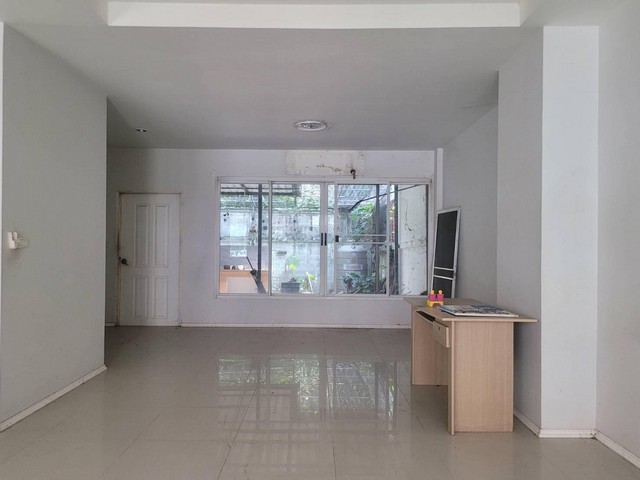 ขาย ทาวน์เฮ้าส์ เดอะลิฟวิ่ง รังสิต-ติวานนท์ เมืองปทุมธานี PTT00554