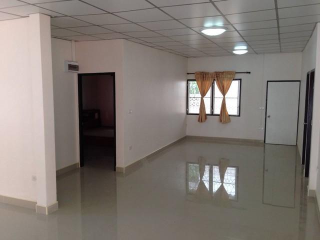 ให้เช่าบ้านเดี่ยว 1 ชั้น 71 ตร.ว. ย่านโชคชัย 4 เขตลาดพร้าว ใกล้ MRT โชคชัย 4