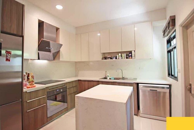 ให้เช่าบ้านเดี่ยว 2ชั้น แกรนด์บางกอก บูเลอวาร์ด สาทร เนื้อที่ 78.5 ตร.ว พื้นที่ใช้สอย 348 ตร.ม หลังริม บ้านสภาพใหม่