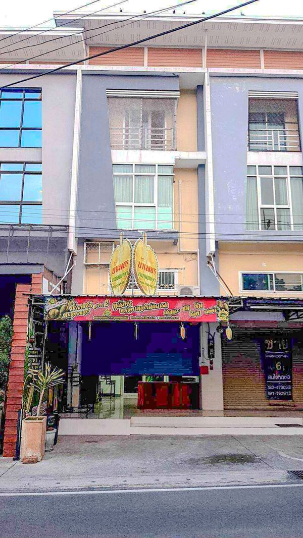 ขายอาคารพาณิชย์ติดถนน โพธาราม เจ็ดยอด เชียงใหม่ อาคารพาณิชย์ 4 ชั้น