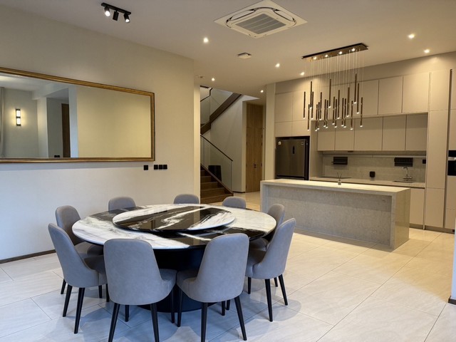 ขายหรือให้เช่า บ้านเดี่ยว 2 ชั้น โครงการ SIRANINN พัฒนาการ เนื้อที่ 127 ตร.วา บ้านสุดหรู ทำเลพรีเมียม