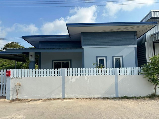 ขายบ้านเดี่ยวชั้นเดียว แหล่งชุมชน ห้วยกะปิ ใกล้จตุจักรชลบุรี FP-H01207 