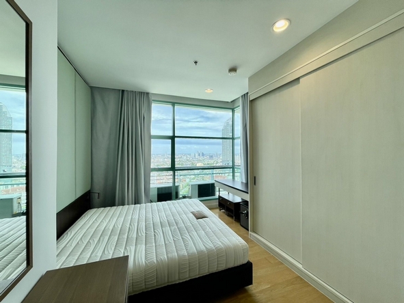 คอนโดชาเทรียมให้เช่า 2 นอน 118 ตรม. เฟอร์ครบ ชั้นสูง ติดถนนเจริญกรุง วิวแม่น้ำ Shrewsbury