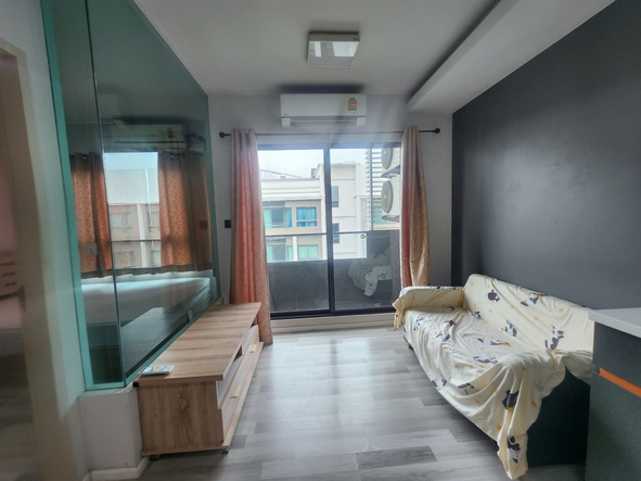 คอนโด ให้เช่า อีส พระราม 2 (EASE Rama II) ขนาด 1 นอน 26 ตารางเมตร เฟอร์ครบ วิวสระ