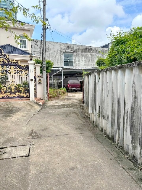 BTS อารีย์ 990 ม. ให้เช่าที่ดิน พร้อมบ้าน  84 ตร.วา.340 ตร.ม. ราคาถูก  BTS สะพานควาย 1.3 กม.  2นอน 1น้ำ