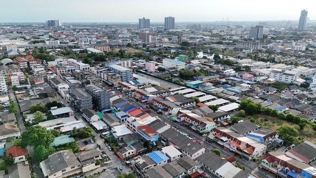 ขายด่วน หอพัก 2 ชั้น ทำเลทอง ใกล้ BTS แบริ่ง ราคาพิเศษเพียง 3.5 ล้านบาทเท่านั้น!