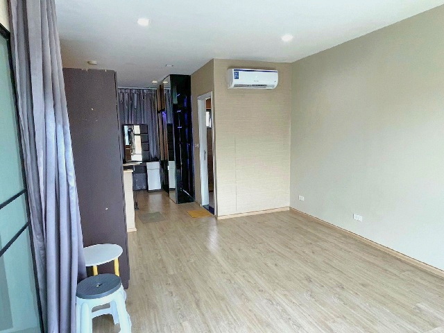 รร. สตรีวิทยา2 ให้เช่าทาวน์โฮม 3.5 ชั้น 260ตร.ม. 20 ตร.วา.MRTภาวนา 3กม. ลาดพร้าว71 3นอน 4น้ำ 4แอร์ เดอะแจส วังหิน 1.2 กม.