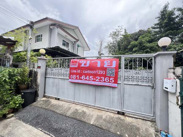 ที่ดิน + สิ่งปลูกสร้าง (บ้านเดี่ยว 2 ชั้น )ขนาดที่ 185.1 ตารางวา  เลขที่ 282 (ซอยพึ่งมี 50/24 )ถนนสุขุมวิท (ซอยสุขุทวิท 93) แขวงบางจาก 