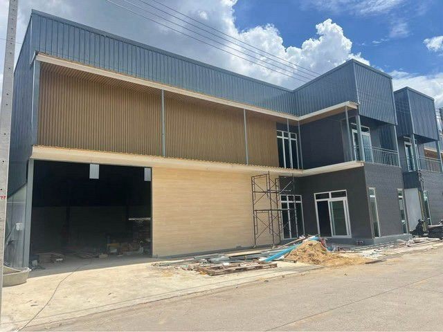 โกดังให้เช่า  ย่านรังสิต-ลำลูกกา​ คลอง 4 อำเภอลำลูกกา  จังหวัดปทุมธานี