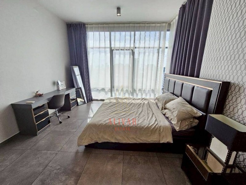 RC090425 Condo for rent 2 Bedroom Fully furnished The Lofts Asoke near MRT PhetchaburiRent: 65,000 THB/MonthDetails :- Size 89 sqm- 2 Bedrooms 2 Bathrooms- Floor 28- Fully furnished- West and North Open Viewสถานที่สำคัญใกล้เคียง : MRT เพชรบุรี : 200 ม. / ARL มักกะสัน : 350 ม. - MRT สุขุมวิท : 900 ม. / BTS อโศก : 1.2 กม.- 7-11 : 20 ม. / Singha Complex : 280 ม. / Terminal 21 : 1.2 กม.- ม.ศรีนครินทรวิโรฒ : 350 ม. / ร.ร.เซนต์ดอมินิก : 650 ม.สิ่งอำนวยความสะดวก : สระว่ายน้ำยาว 25 เมตร / ฟิตเนส / สวนพักผ่อน / Co-WorkingLocation : ถนนอโศกมนตรี แขวงคลองเตยเหนือ เขตวัฒนา กทม.Contact Line: @alivar  click https://line.me/R/ti/p/@180acmsuCALL   