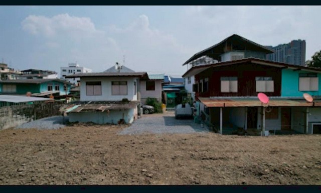 ขายที่ดินเปล่า ซอยจรัญสนิทวงศ์ 3 เนื้อที่ 205.4 ตารางวา  บางกอกใหญ่   กรุงเทพ