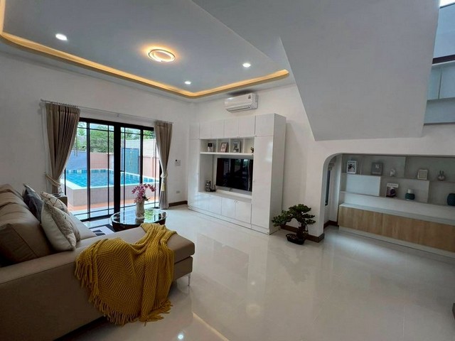 พูลวิลล่าใหม่ 2 ชั้น นอกโครงการ เป็นส่วนตัว สันพระเนตร สันทราย