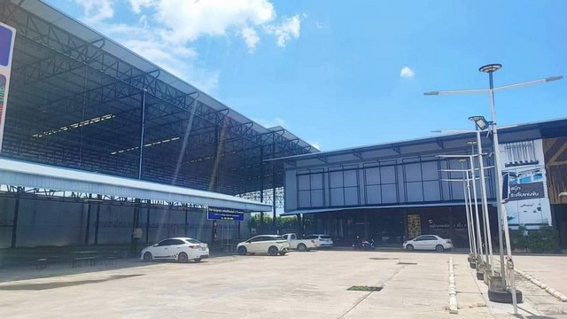 ให้เช่าพื้นที่โครงสร้างโกดังศรีราชาชลบุรี ให้เช่าพื้นที่โครงสร้างสนามบอล 2 สนาม ขนาด 2,800 ตรม