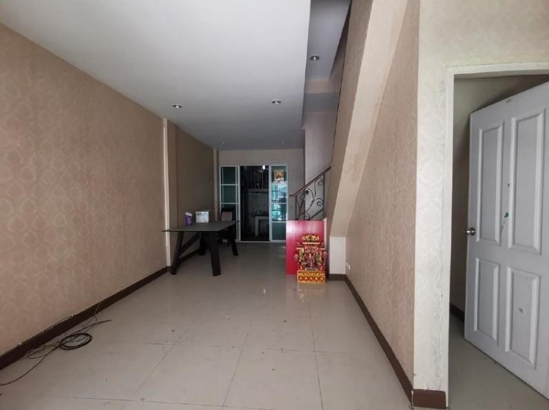 ขายทาวน์เฮ้าส์มือสองบางบอน กรุงเทพมหานคร โครงการ โมเดิร์นทาวน์