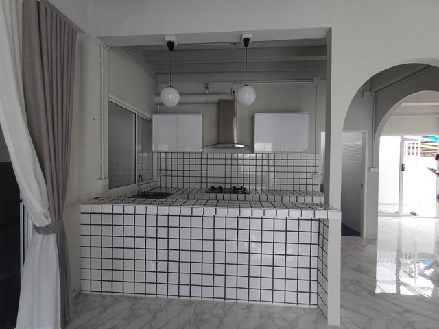 ให้เช่าบ้านเดี่ยว2ชั้นหลังมุมย่านสุทธิสาร ห้วยขวาง ใกล้ MRTสุทธิสาร 750 เมตร