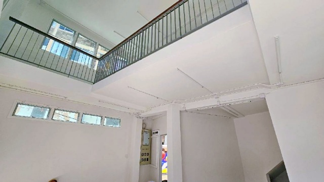 ม.นิด้า 900 ม. ซ.รามคำแหง 89-93 ให้เช่าอาคารพาณิชย์สร้างใหม่ เฉพาะชั้น 1 และชั้นลอย 2คูหาติดถนนใหญ่ แยกลำสาลี ถ.รามคำแหง ศรีนครินทร์