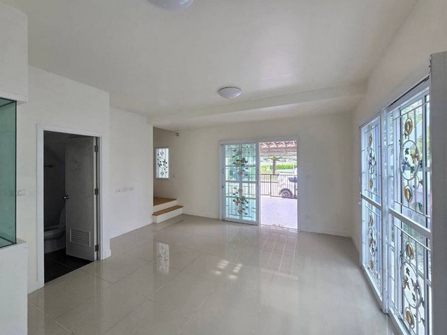 บ้านให้เช่า บ่อวิน 3 ห้องนอน ใกล้นิคมอุตสาหกรรม ,มบ.ประภัสสร 8 TP-H1647