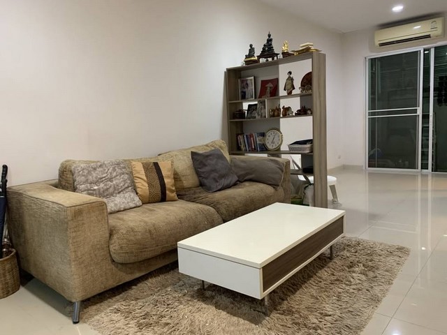 ให้เช่าทาวโฮม ใกล้แม็คโคร สาขากัลพฤกษ์  และ เดอะมอลล์ ท่าพระ  3 ชั้น ใกล้ BTS สถานีวุฒากาศ โครงการบ้านกลางเมือง สาทร-ตากสิน 2