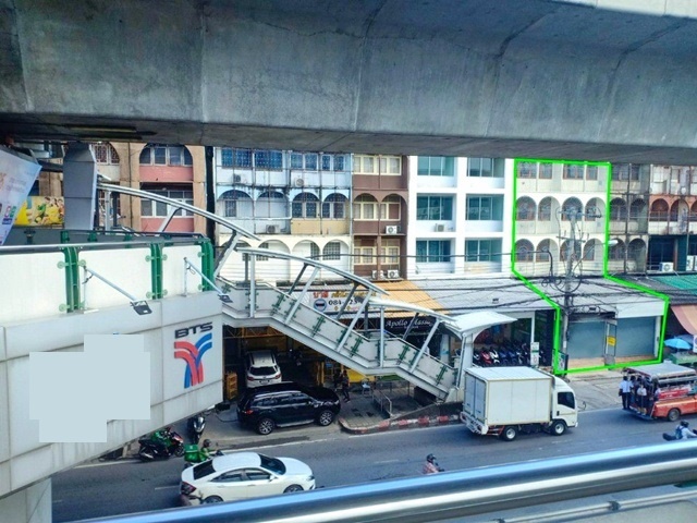 อิมพีเรียลเวิลด์ สำโรง 1.3 กม.BTSแบริ่ง BTSบางนา  50 ม.ให้เช่าอาคารพาณิชย์ 4 ชั้น ซ้ายมือ 18 ตร.วา. 290 ตร.ม. เพิ่งรีโนเวทเสร็จ 4 นอน 