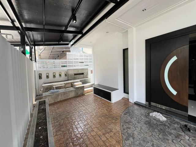 P1144 ให้เช่า บ้าน ซอยสุขุมวิท 26 ใจกลางสุขุมวิท ใกล้ BTS พร้อมพงษ์ EmQuartier Emporium ตกแต่งพร้อมเข้าอยู่ เดินทางสะดวก