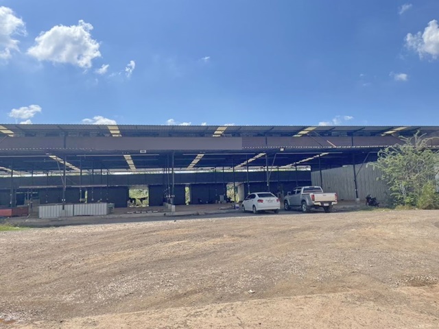 โกดังให้เช่า  กบินทร์บุรี 195 ตรม. ติดถนนใหญ่สุวรรณศร ถูกสุดใน3โลก 70-80 บาทต่อตรม. ธารารินทร์