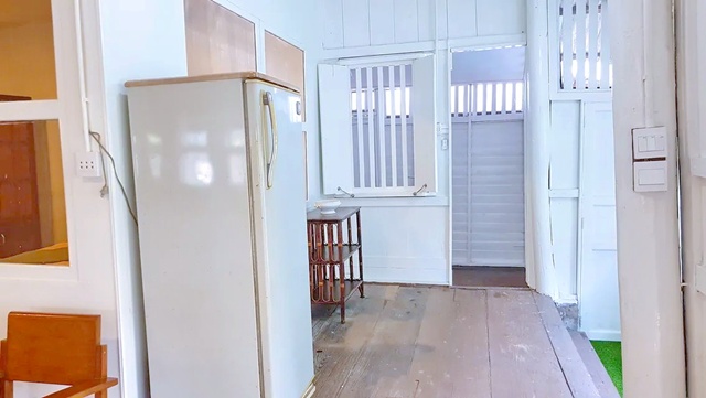 สามเสน9-15 ตลาดสี่เสาเทเวศน์ 1.4 กม. ถนนข้าวสาร 2.8 กม. ให้เช่าบ้านชั้นเดียว 20ตร.วา. 80ตร.ม.พร้อมเฟอร์ฯ  ม.สวนดุสิต 2.2 กม.2 นอน