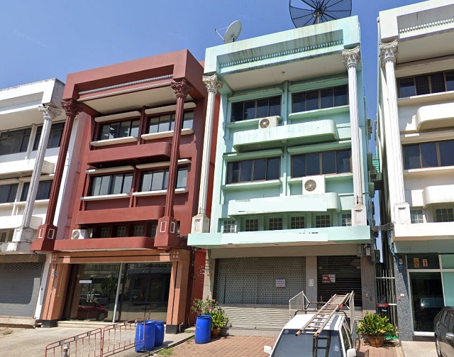 จดบริษัทได้  ให้เช่าอาคารพาณิชย์  3.5ชั้น  45ตร.วา. 525ตร.ม.เดอะมอลล์ บางแค 1.2กม.  MRT หลักสอง 1.9 กม. 4นอน  ออฟฟิศ   5 น้ำ 