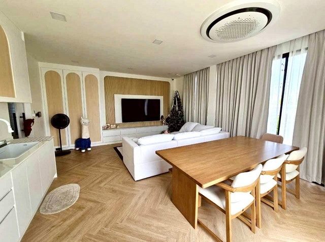 บ้านเดี่ยวใกล้สนามบินสุวรรณภูมิ ให้เช่า 4 ห้องนอน บ้านใหม่ เฟอร์นิเจอร์+เครื่องใช้ไฟฟ้า เลี้ยงสัตว์ได้