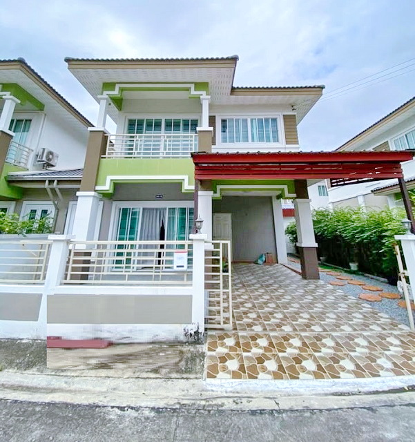 ใหญ่มากให้เช่าบ้าน2 ชั้นพร้อมสวน และสนามหญ้า 40 ตร.วา.3 แอร์ บางปูนคร-พุฒสี โลตัส แพรกษา 800 ม.ย่านแพรกษา น่าอยู่ 3 นอน ตลาดสดนิคมบางปู