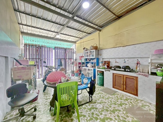 ขายอาคารพาณิชย์ ไอวี่ เวิร์ค - Ivy Work สำนักบก ติดถนนใหญ่ เมืองชลบุรี