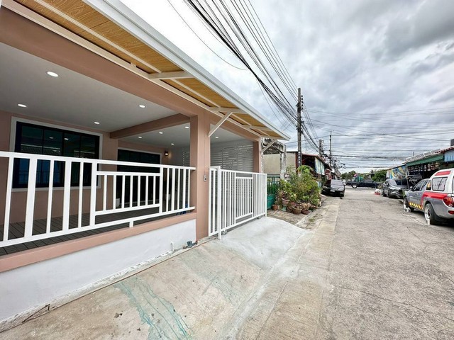 ขายหมู่บ้านพฤกษา 3  ถนนวัดลาดปลาดุก บางบัวทอง นนทบุรี  