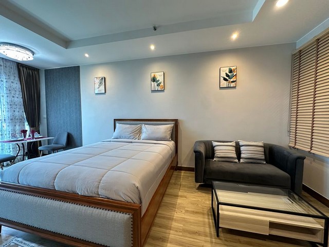 ให้เช่าลัดดาพลัส คอนโดศรีราชา ห้องสวย ชั้นสูง ตกแต่งครบ พร้อมเข้าอยู่ FP-C01215 