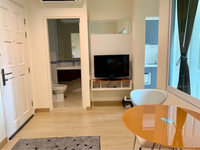 Life Sukhumvit 65 clean convenient peaceful 7th floor BTS Ekkamai