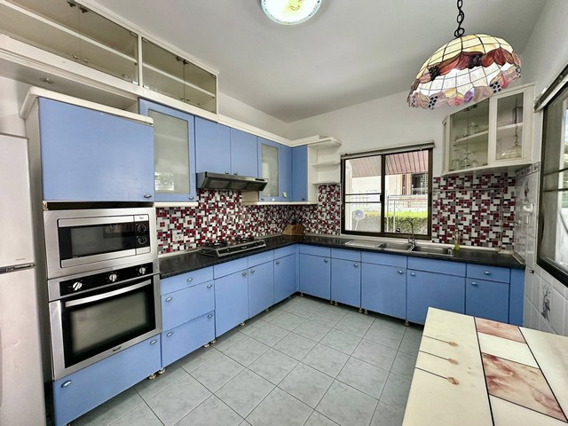 บ้านให้เช่า สวนกว้างมาก  ซอยเนินพลับหวาน ร่มรื่น สไตล์ไทย-บาลี  เฟอร์ครบ