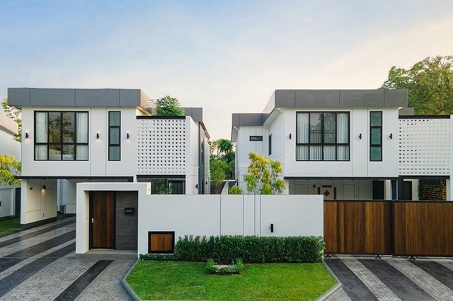 พูลวิลล่า สไตล์โมเดิร์น ทำเลดี เป็นส่วนตัว บ้านแหวน หางดง 