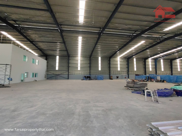 ให้เช่าโรงงานเนื้อที่ 4-2-0 ไร่ (6,720 ตร.ม) พื้นที่ใช้สอยตัวอาคาร 4,104 ตร.ม ออฟฟิศ 320 ตรม. ถนนเทพารักษ์ คลองขุด ราคาเช่า 660,000 บ/ด