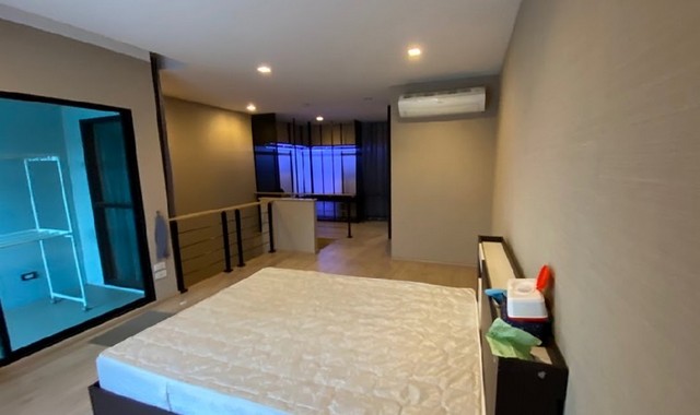 P1149 ให้เช่า ทาวน์โฮม โครงการ อาร์เด้น ลาดพร้าว 71 Arden Ladprao 71 ซอยสตรีวิทยา 2 ใกล้ทางด่วนอาจณรงค์-รามอินทรา  รูปแบบใหม่จากอนันดา