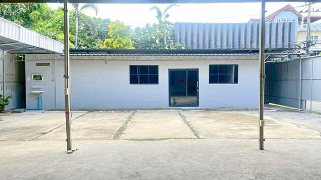 แม็คโคร ฟู้ดเซอร์วิส  800ม.เดอะแจส วังหิน 850ม. ให้เช่าโกดังพร้อมออฟฟิศ หลังมุม 400 ตร.ม. 