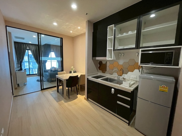 Noble Ploenchit private comfortable conveniently 6th floor BTS Ploenchit