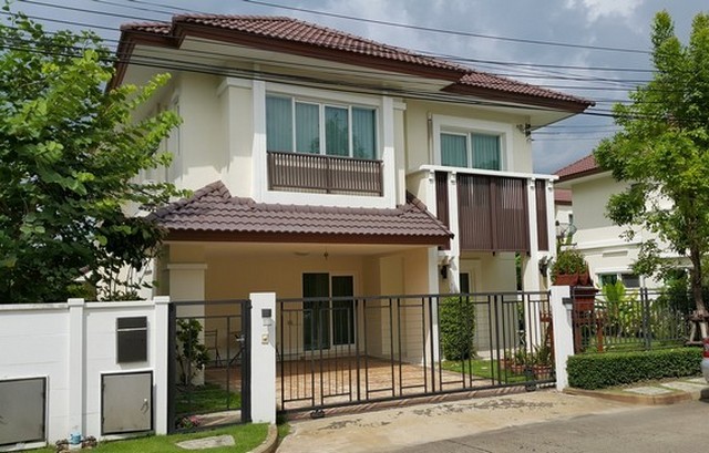 ให้เช่าบ้านเดี่ยว 3 ห้องนอน 3 ห้องน้ำ  The Centro โครงการติดถนนใหญ่  สุขาภิบาล 5 