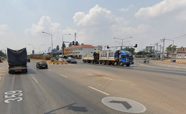 ที่ดิน ที่ดิน อ.ศรีมหาโพธิ จ.ปราจีนบุรี  8811000 B.   พื้้นที่กว้างขวาง